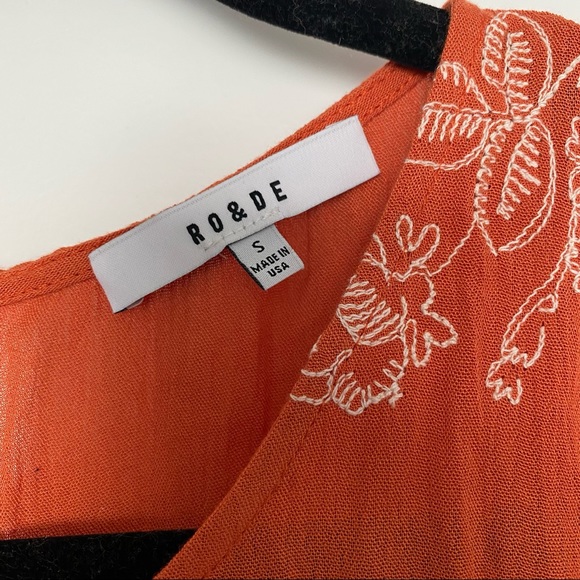 NWOT Ro & De Rust Ivy Floral Embroidered Cold Shoulder Top ORANGE - SIZE S - Picture 7 of 8